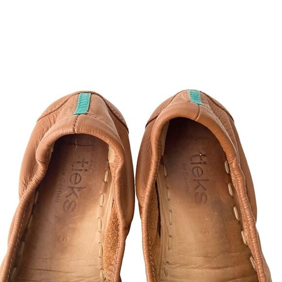 Tieks by Gavriele in Chesnut Ballet Flats in Size 5 - Picture 4 of 13